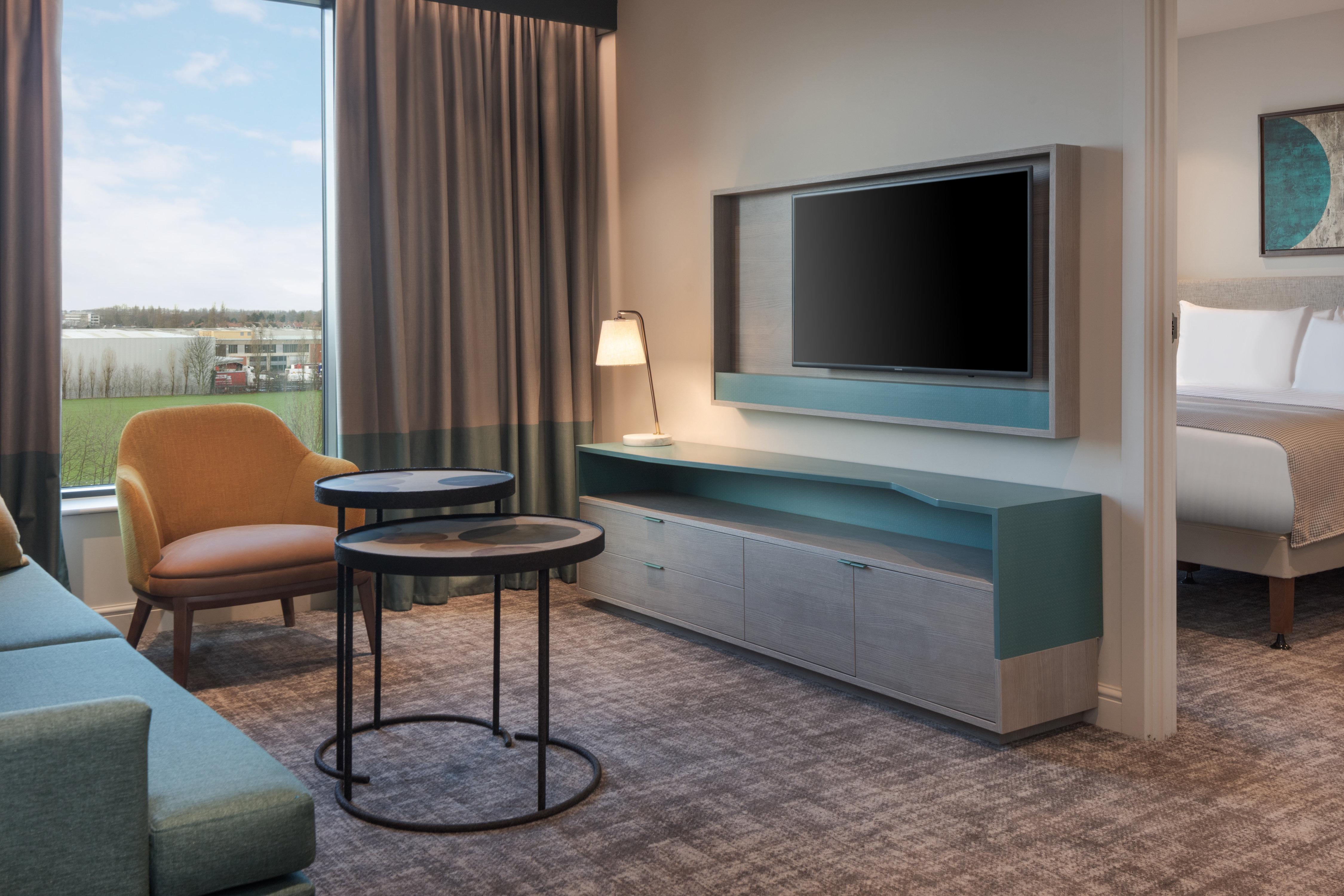 Staybridge Suites London Heathrow - Bath Road, An Ihg Aparthotel Хитроу Экстерьер фото