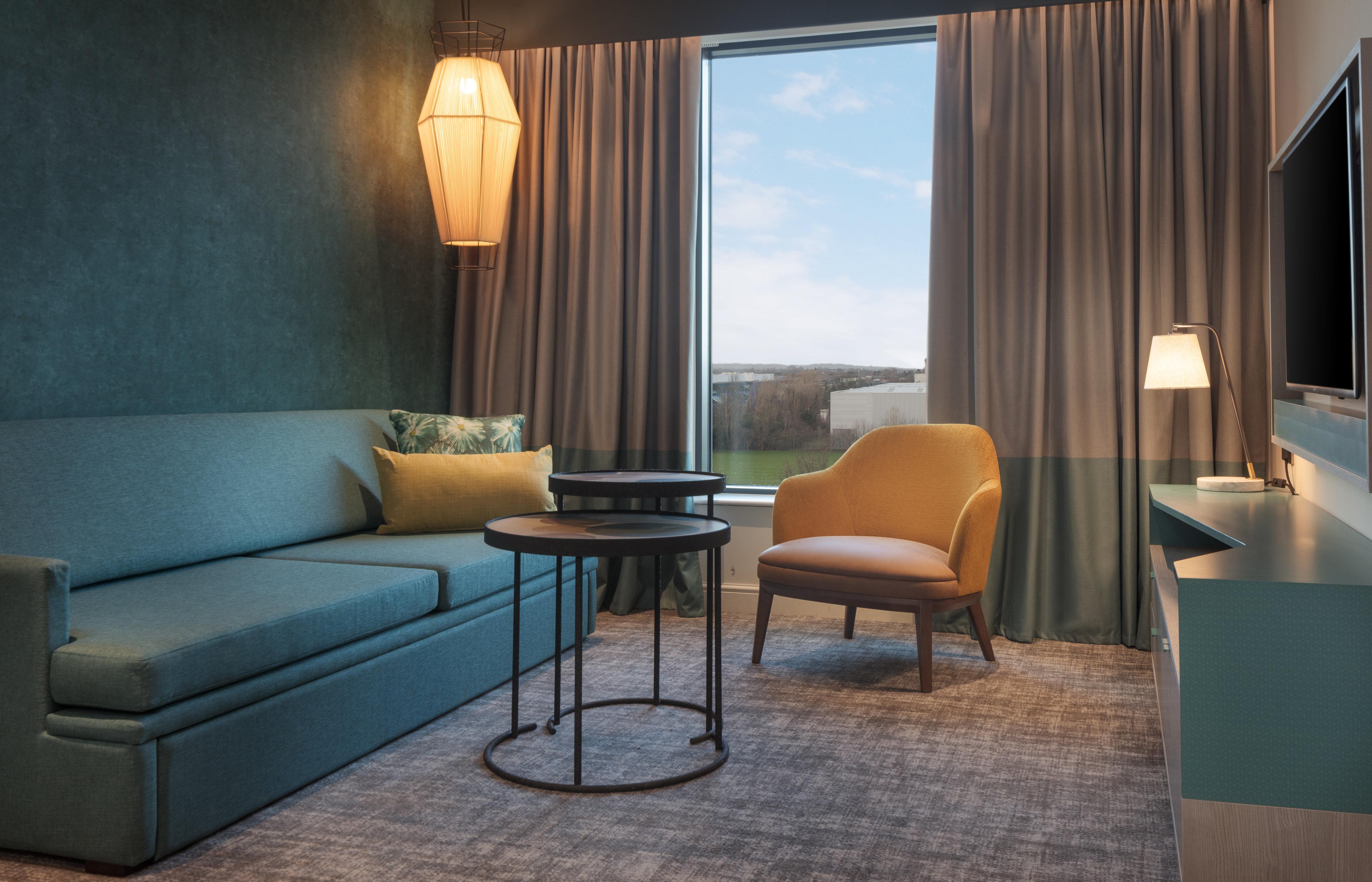Staybridge Suites London Heathrow - Bath Road, An Ihg Aparthotel Хитроу Экстерьер фото