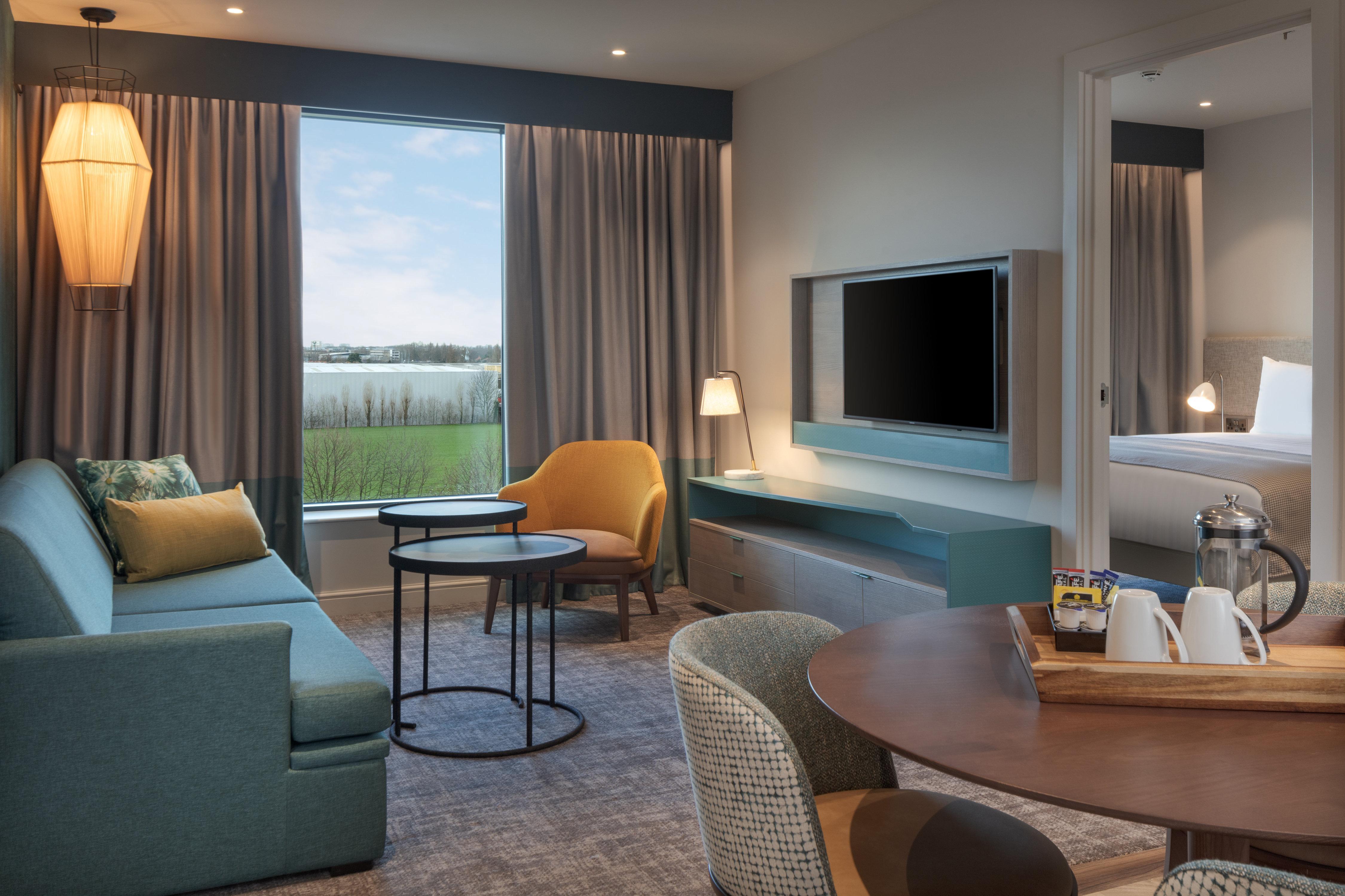 Staybridge Suites London Heathrow - Bath Road, An Ihg Aparthotel Хитроу Экстерьер фото