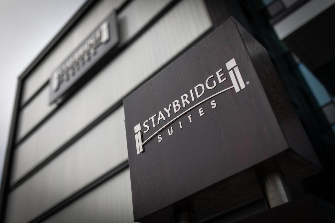 Staybridge Suites London Heathrow - Bath Road, An Ihg Aparthotel Хитроу Экстерьер фото