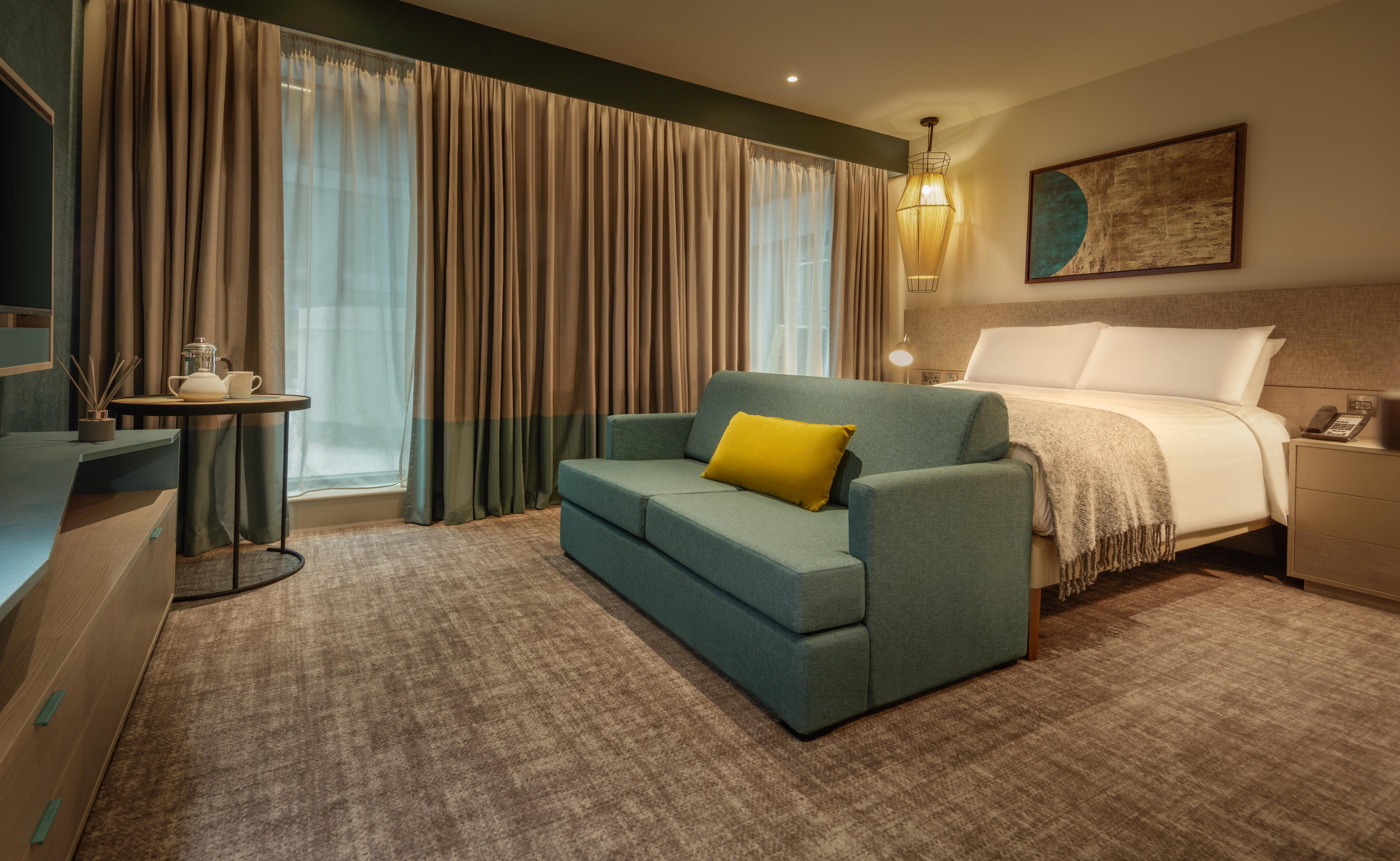 Staybridge Suites London Heathrow - Bath Road, An Ihg Aparthotel Хитроу Экстерьер фото
